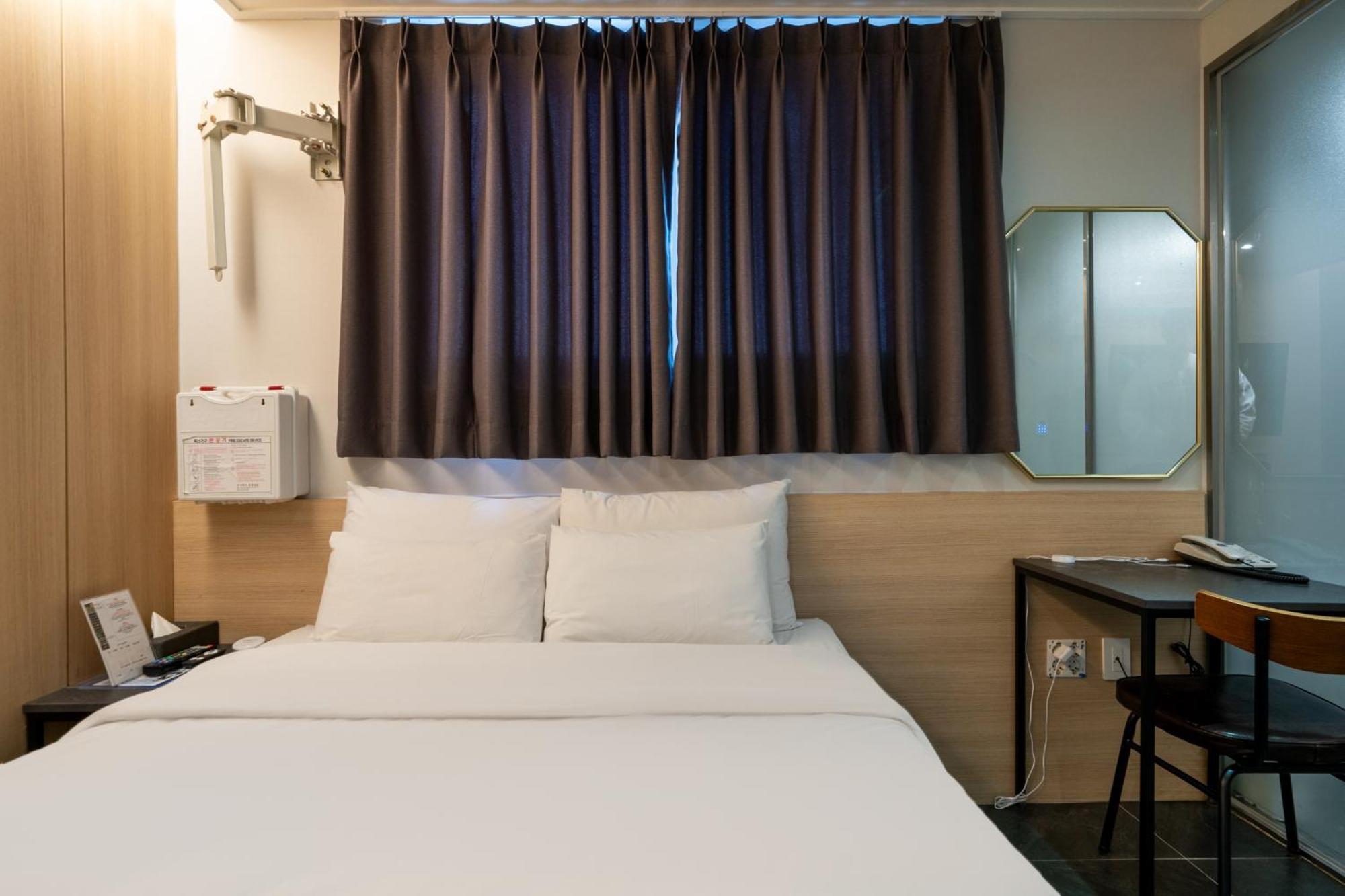 Mnlucky Hotel Seoul Exterior photo