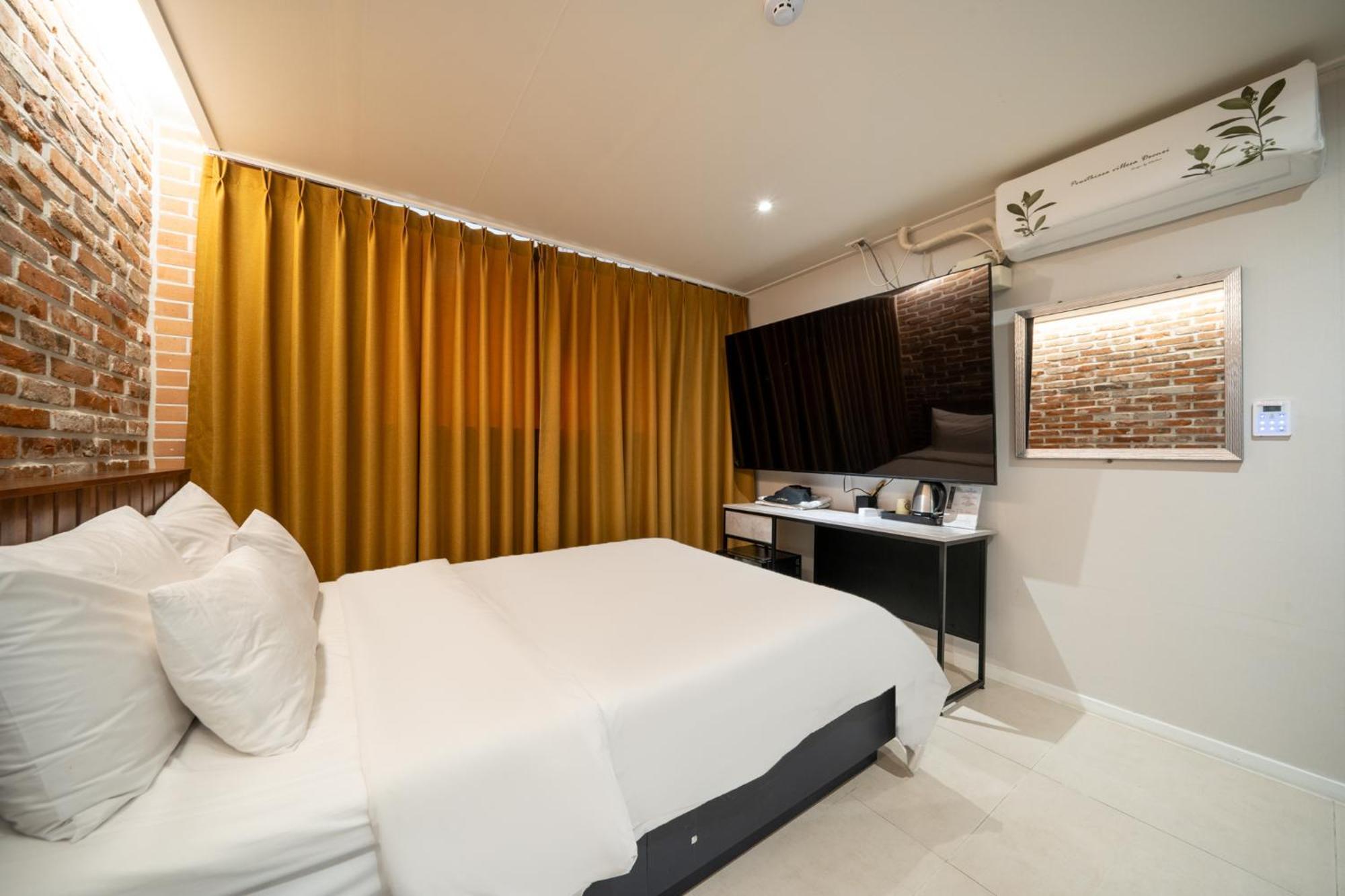 Mnlucky Hotel Seoul Exterior photo