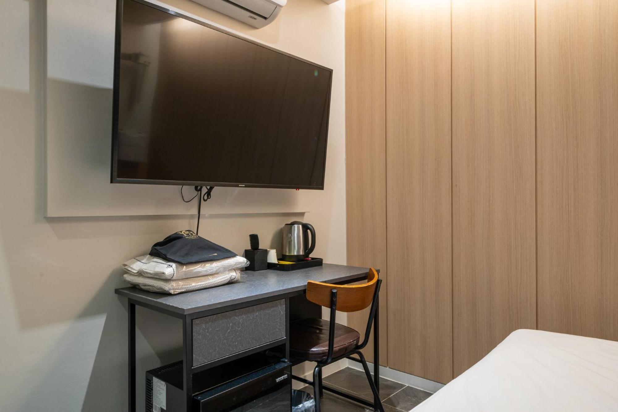 Mnlucky Hotel Seoul Exterior photo