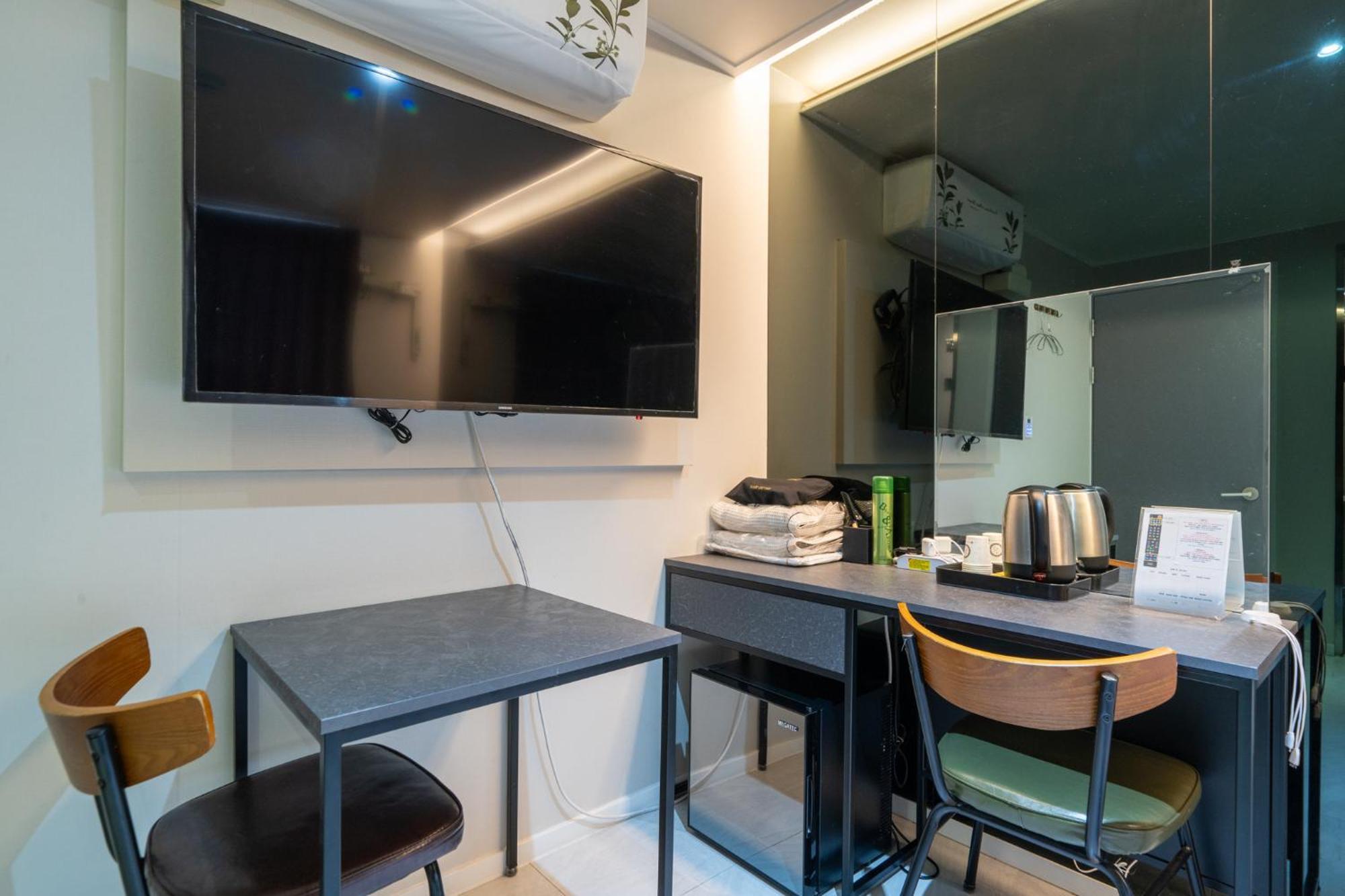 Mnlucky Hotel Seoul Exterior photo
