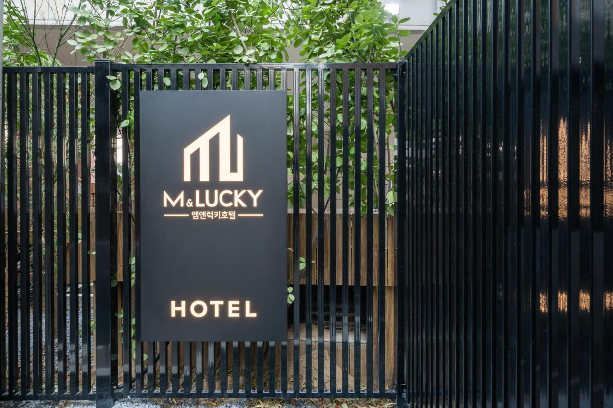 Mnlucky Hotel Seoul Exterior photo
